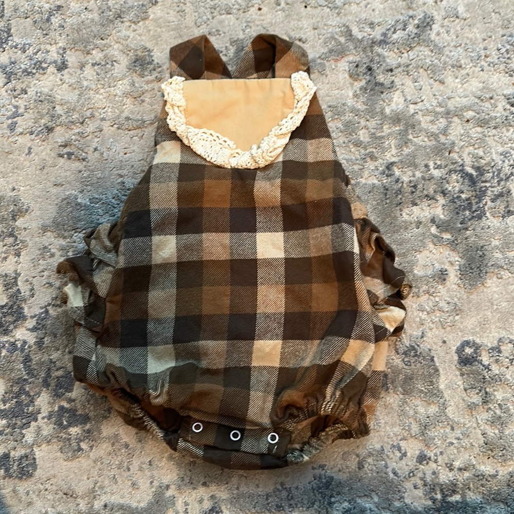Ricrac & Ruffles brown plaid bubble- flannel